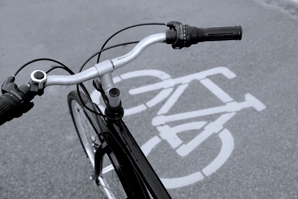 Ścieżki rowerowe spowodowały zamęt w mieście?